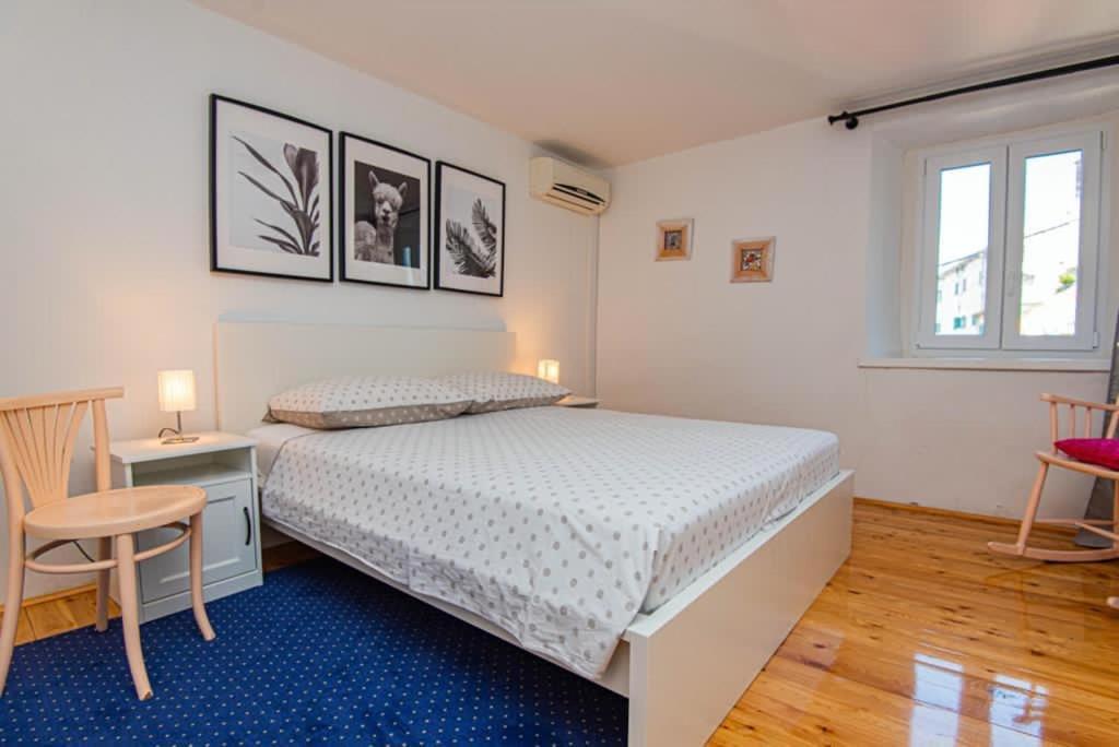 Apartments And Rooms Ille شيبينيك المظهر الخارجي الصورة