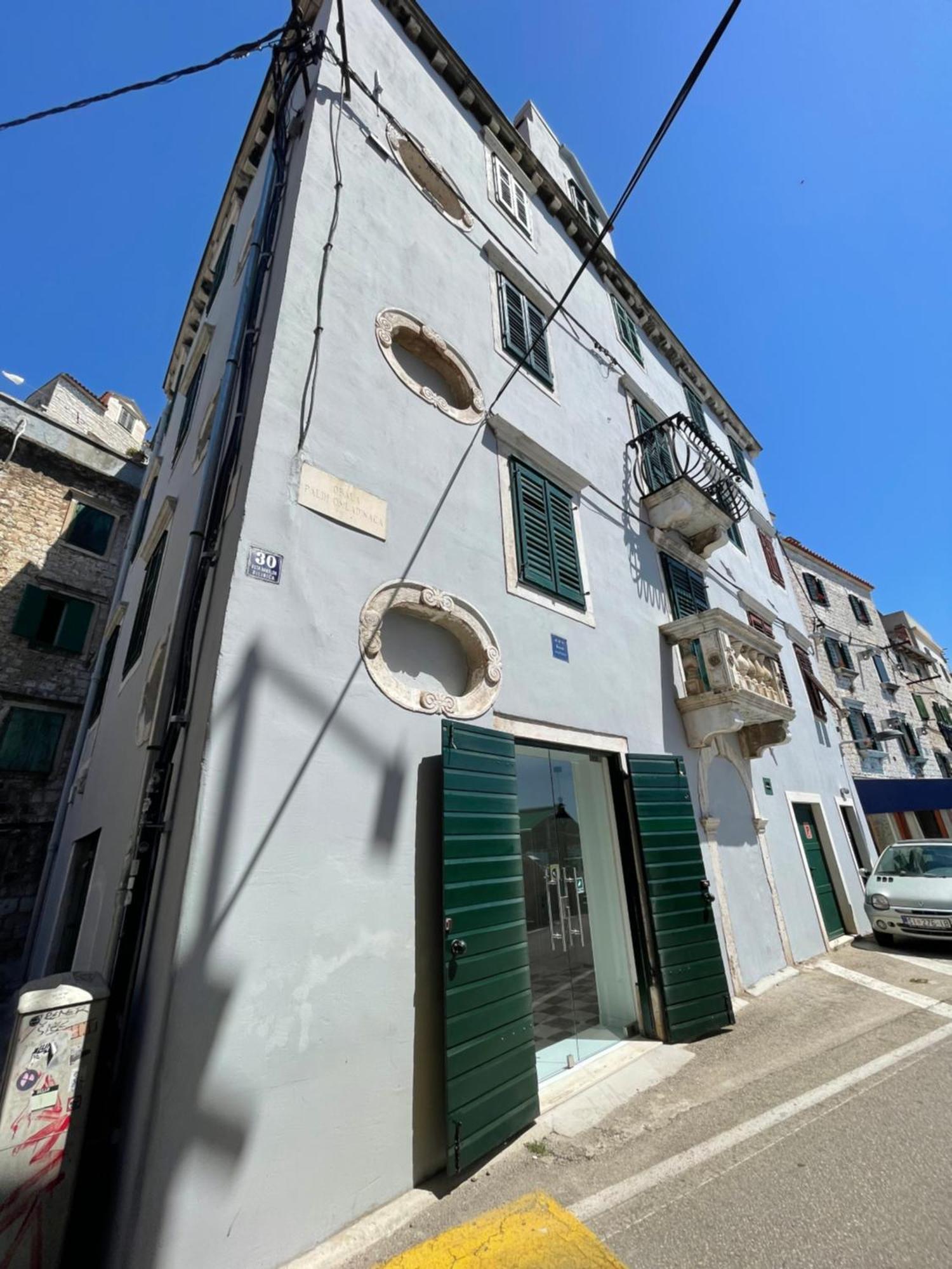 Apartments And Rooms Ille شيبينيك المظهر الخارجي الصورة