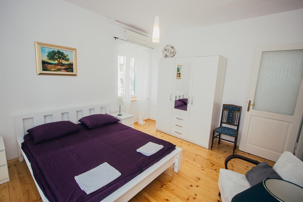 Apartments And Rooms Ille شيبينيك المظهر الخارجي الصورة