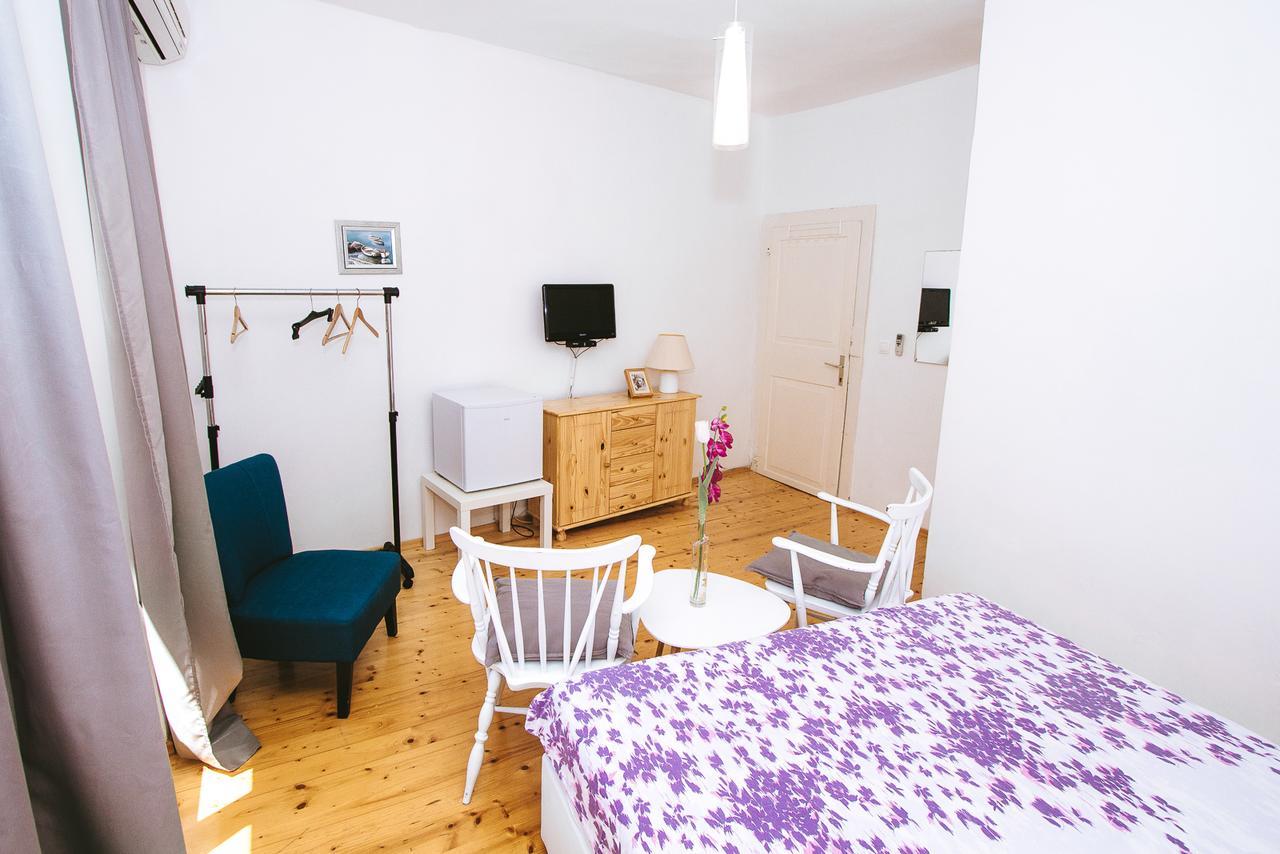 Apartments And Rooms Ille شيبينيك المظهر الخارجي الصورة